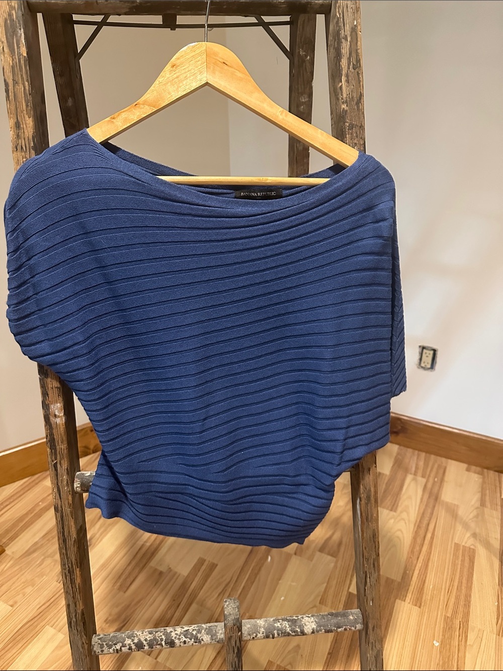 Banana Republic Factory navy ribbed boatneck dolman top